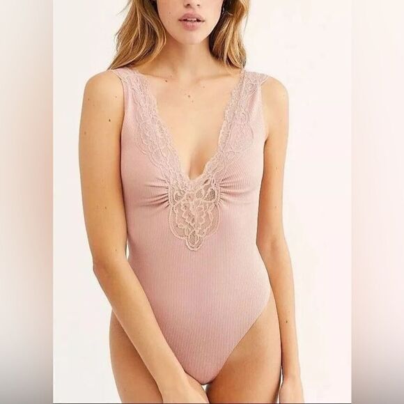 Free People First Call Blush Pink Bodysuit - Picture 1 of 12